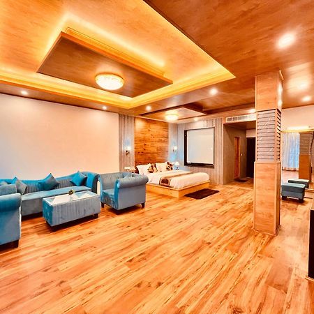 Naina Deventure Resort, Manali - Premium Rooms With Centrally Heated & Scenic View Exteriér fotografie