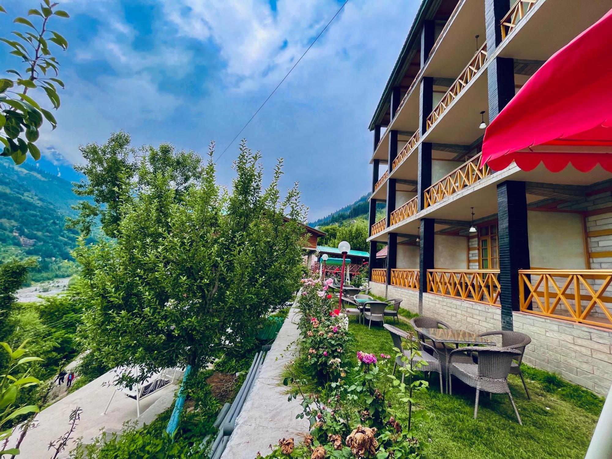 Naina Deventure Resort, Manali - Premium Rooms With Centrally Heated & Scenic View Exteriér fotografie