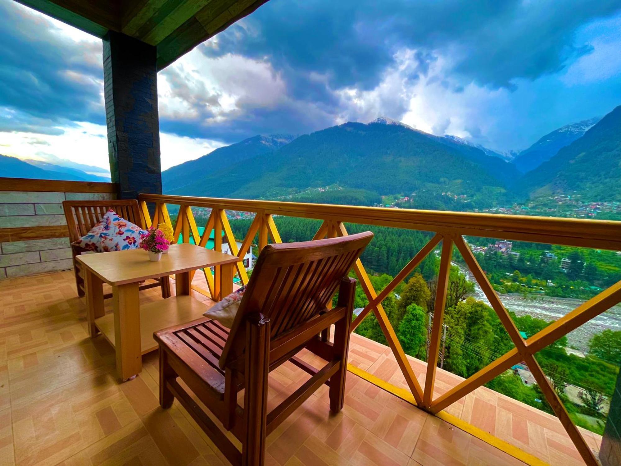 Naina Deventure Resort, Manali - Premium Rooms With Centrally Heated & Scenic View Exteriér fotografie