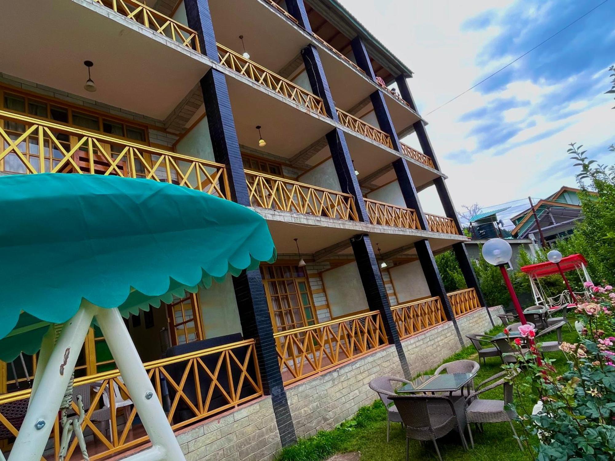 Naina Deventure Resort, Manali - Premium Rooms With Centrally Heated & Scenic View Exteriér fotografie