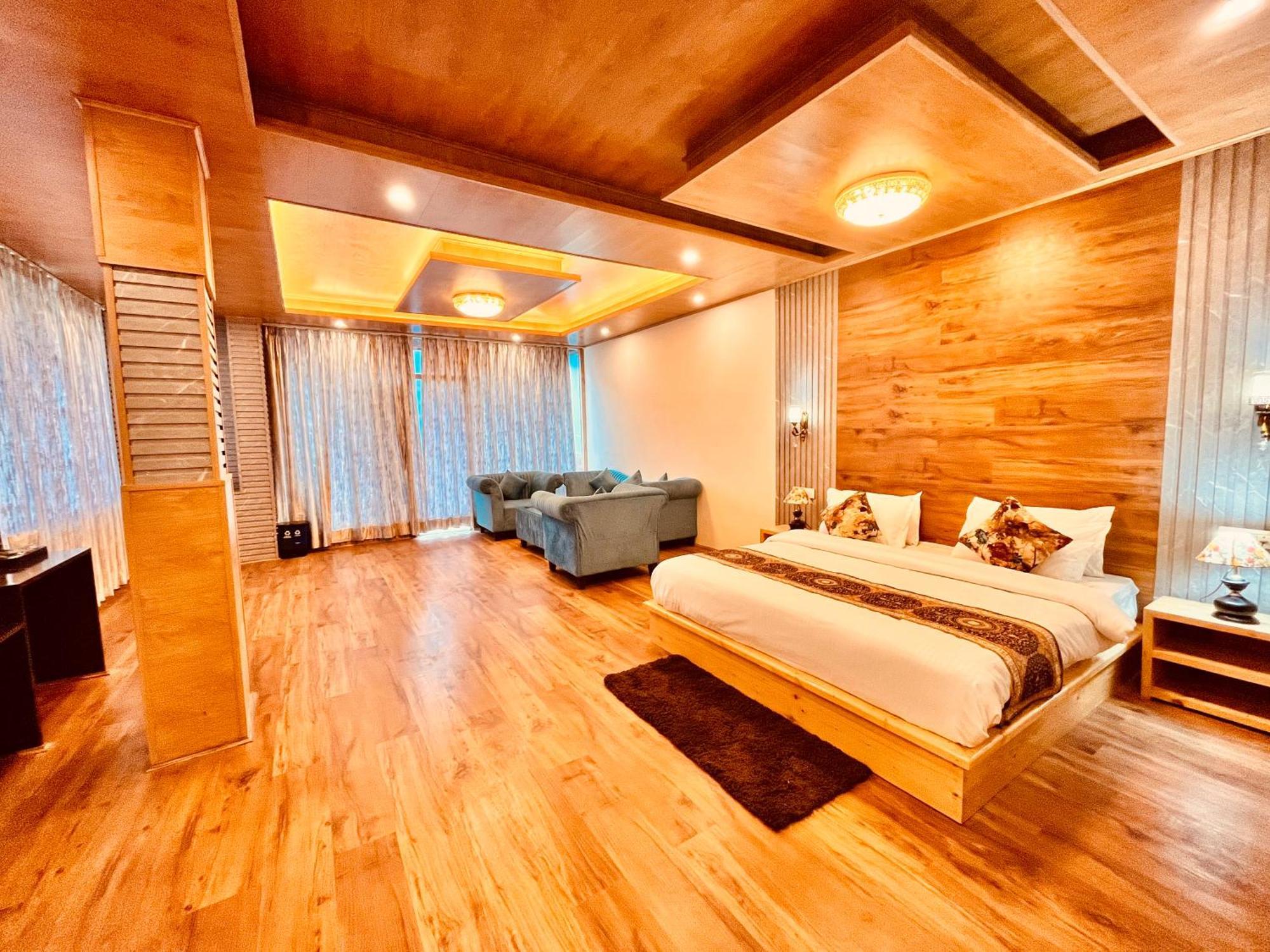 Naina Deventure Resort, Manali - Premium Rooms With Centrally Heated & Scenic View Exteriér fotografie