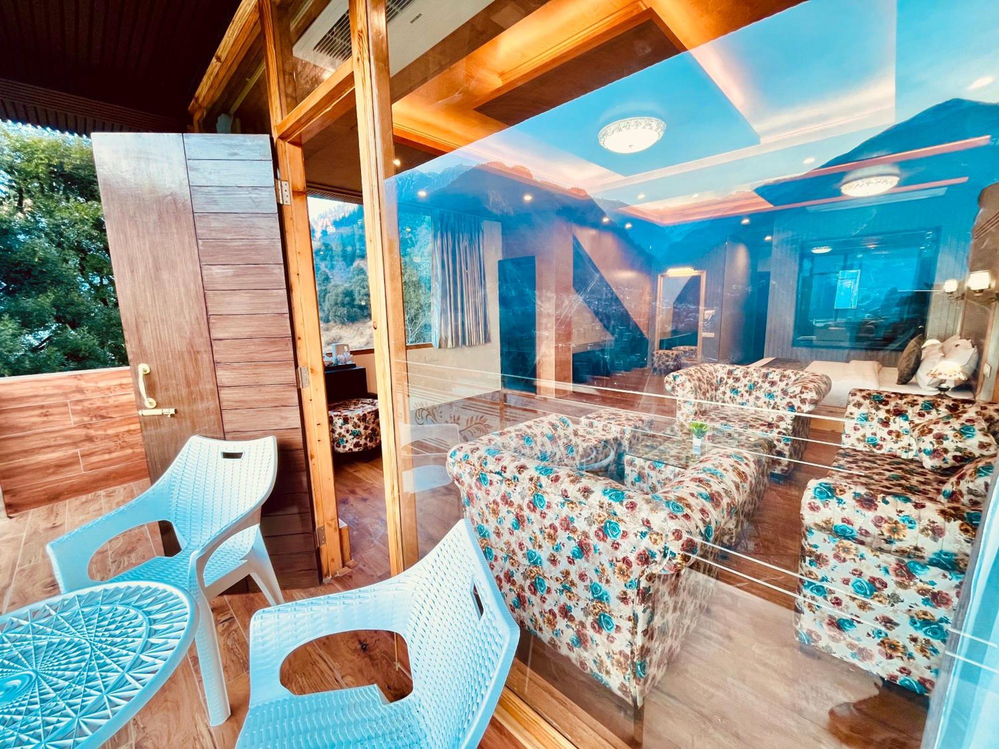Naina Deventure Resort, Manali - Premium Rooms With Centrally Heated & Scenic View Exteriér fotografie