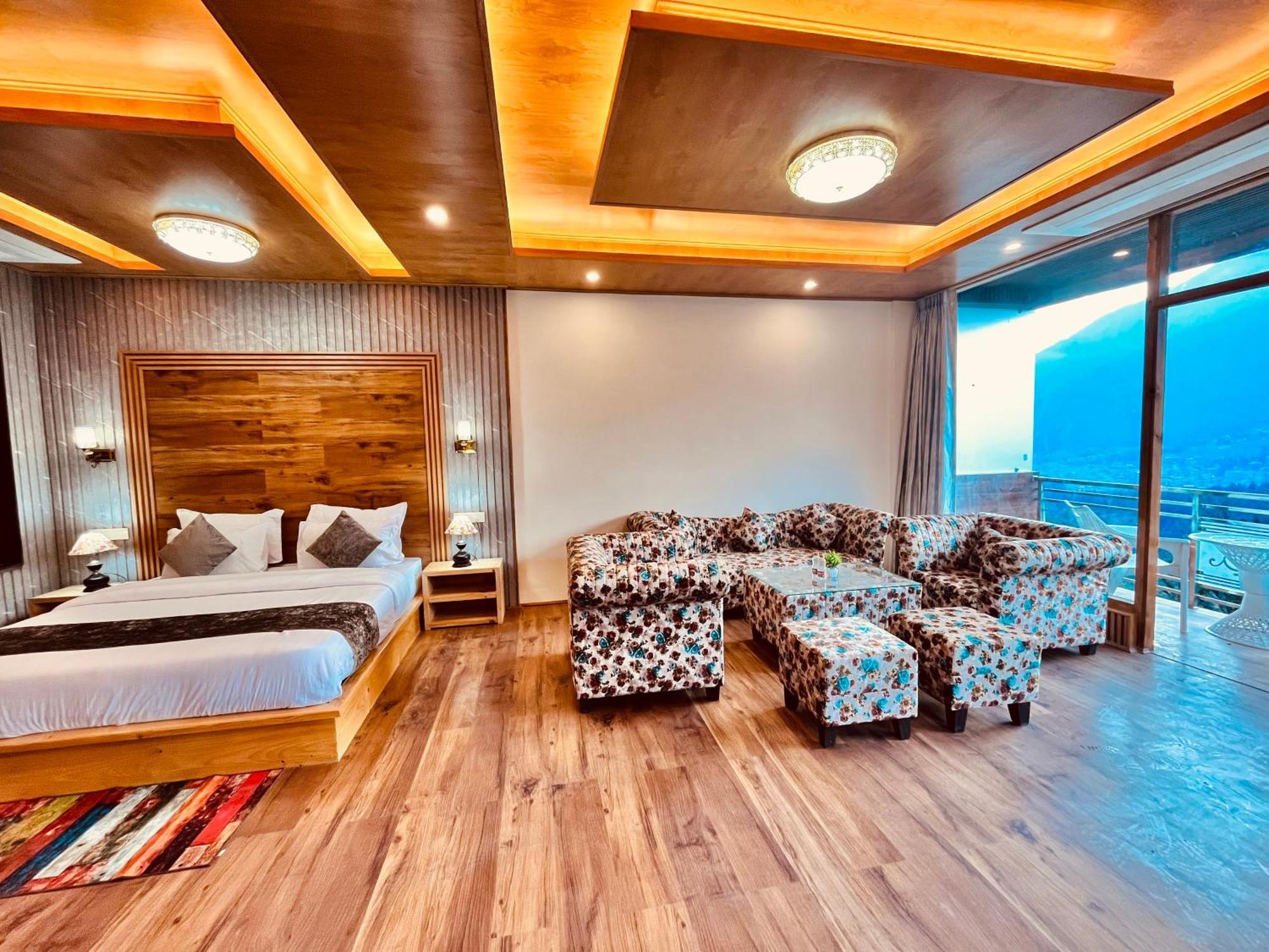 Naina Deventure Resort, Manali - Premium Rooms With Centrally Heated & Scenic View Exteriér fotografie