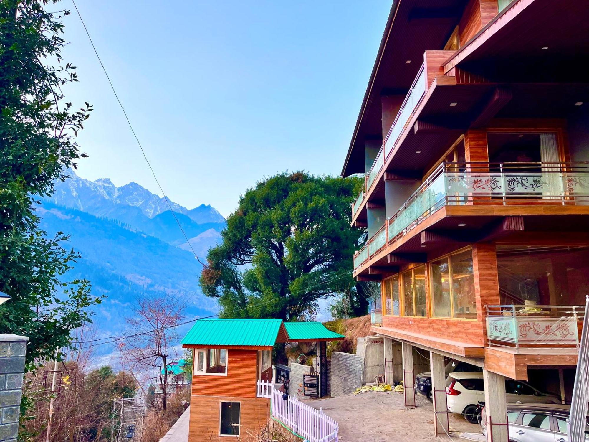 Naina Deventure Resort, Manali - Premium Rooms With Centrally Heated & Scenic View Exteriér fotografie