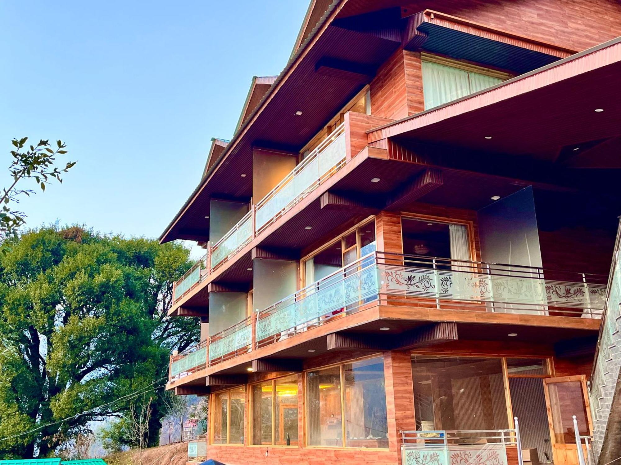 Naina Deventure Resort, Manali - Premium Rooms With Centrally Heated & Scenic View Exteriér fotografie